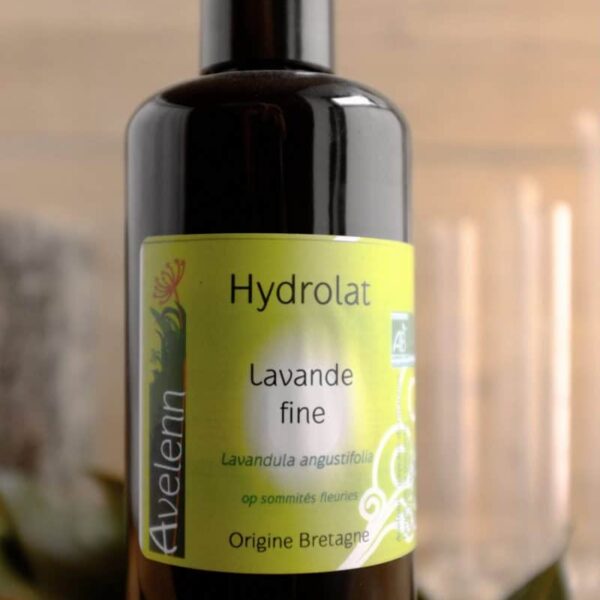 hydrolat-bio-lavande-f-scaled-e1590871220365